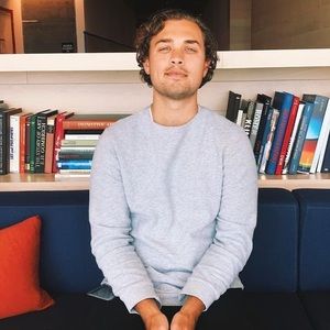 Meet your Posher, Clay